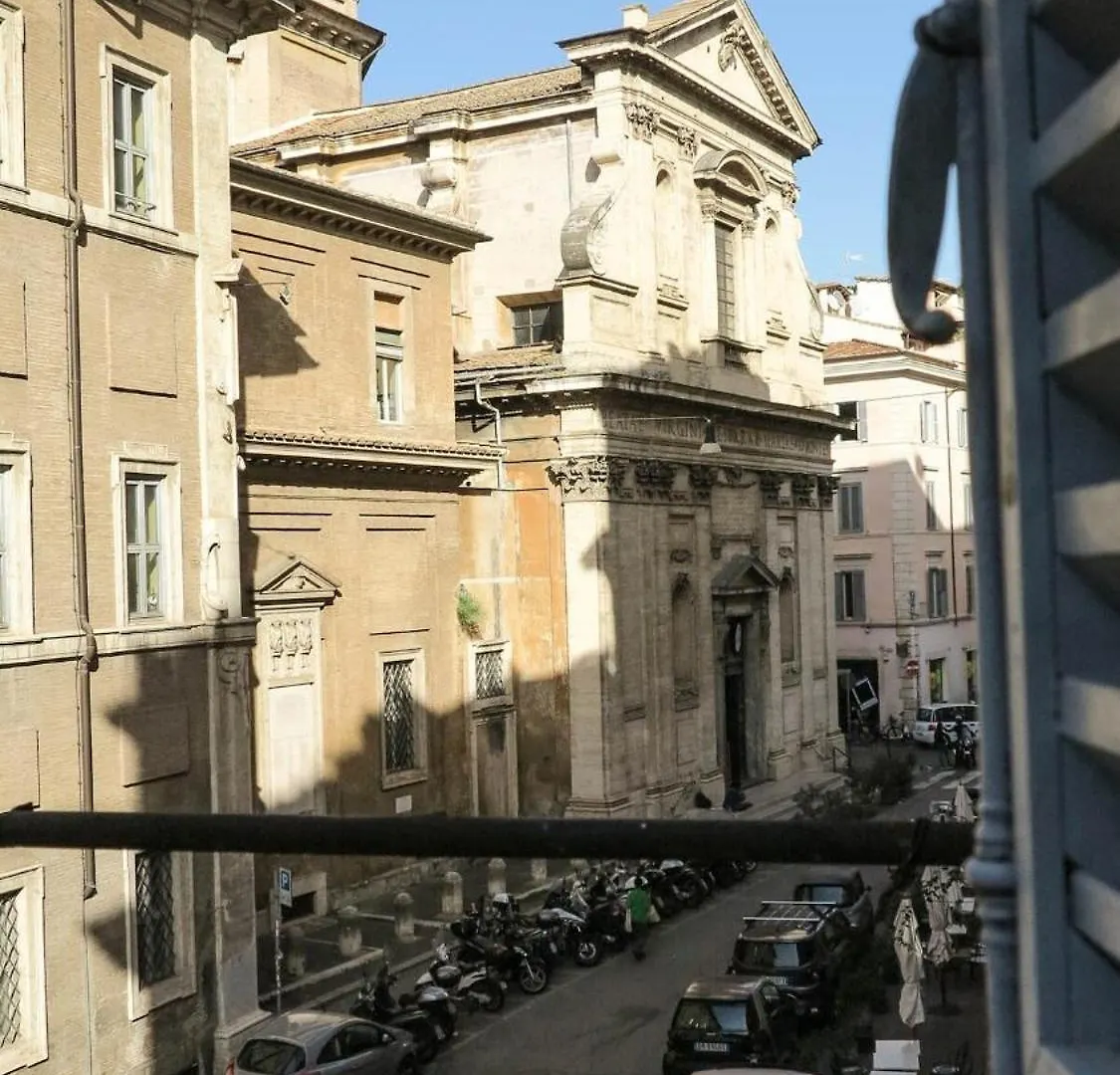 Roman Forum Rooms
