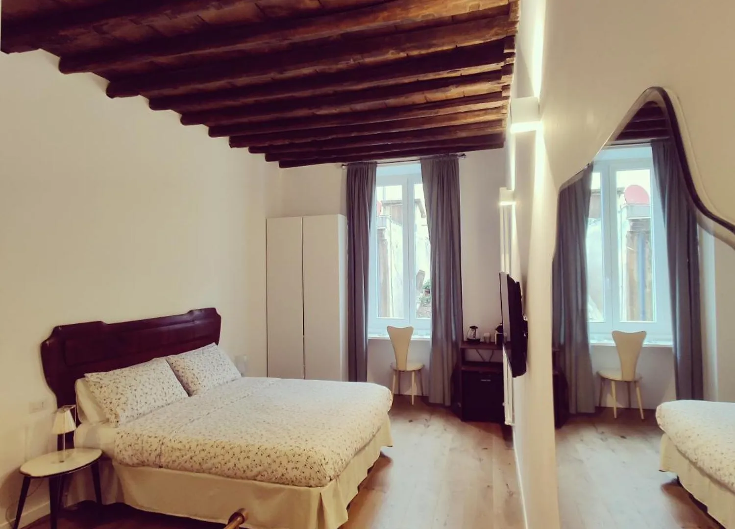 Roman Forum Rooms Guest house